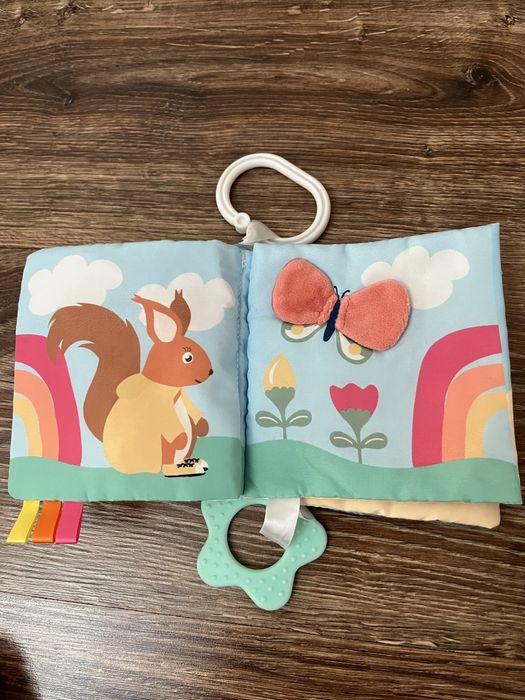 Lot jucarii interactive, carti senzoriale, tummy time, zornaitoare