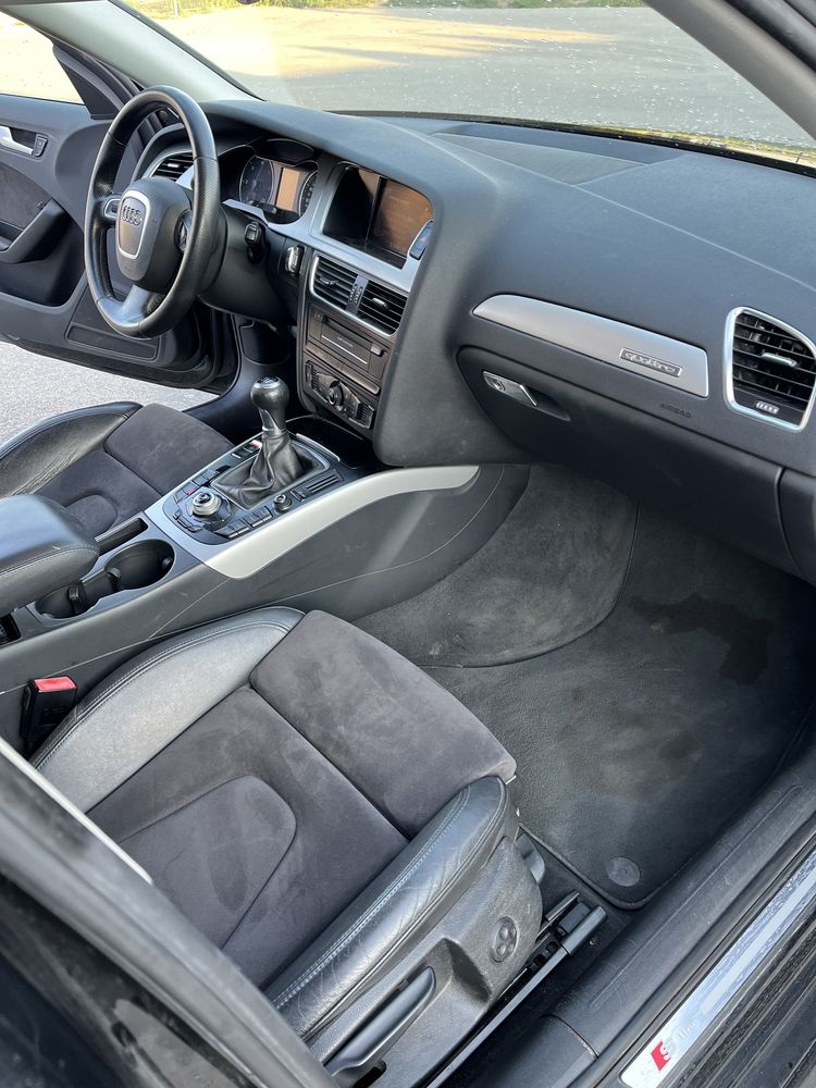 Audi A4 B8 S-line quattro