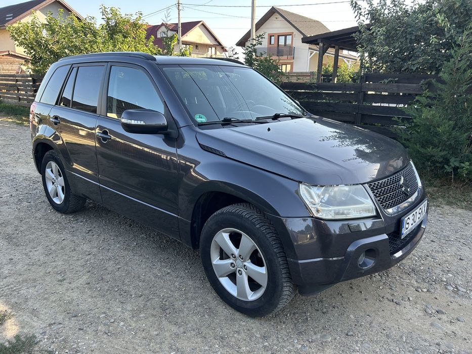 Suzuki Grand Vitara SUzuki Grand Vitara 2011 4x4 reductor