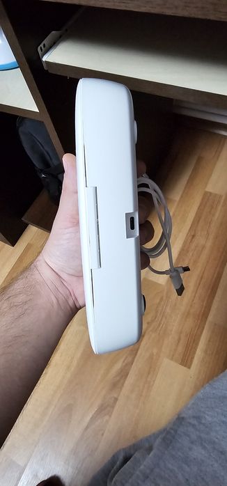 Sterilizator telefon cu incarcate wireless