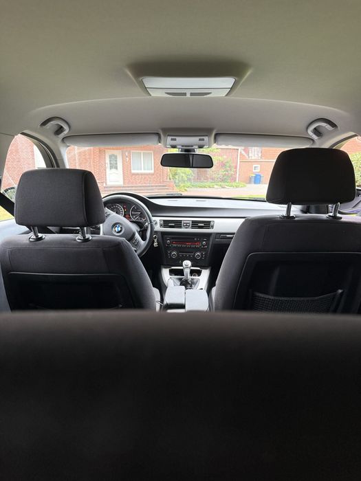 Bmw 318D Touring 2012