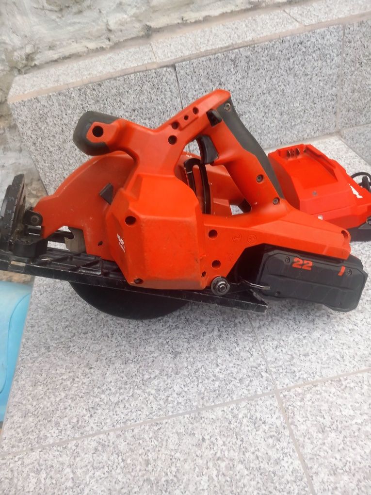 Hilti SC 30WR-22 Ръчен циркуляр Nuron