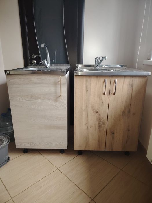 Продам кухонные тумбы мойки