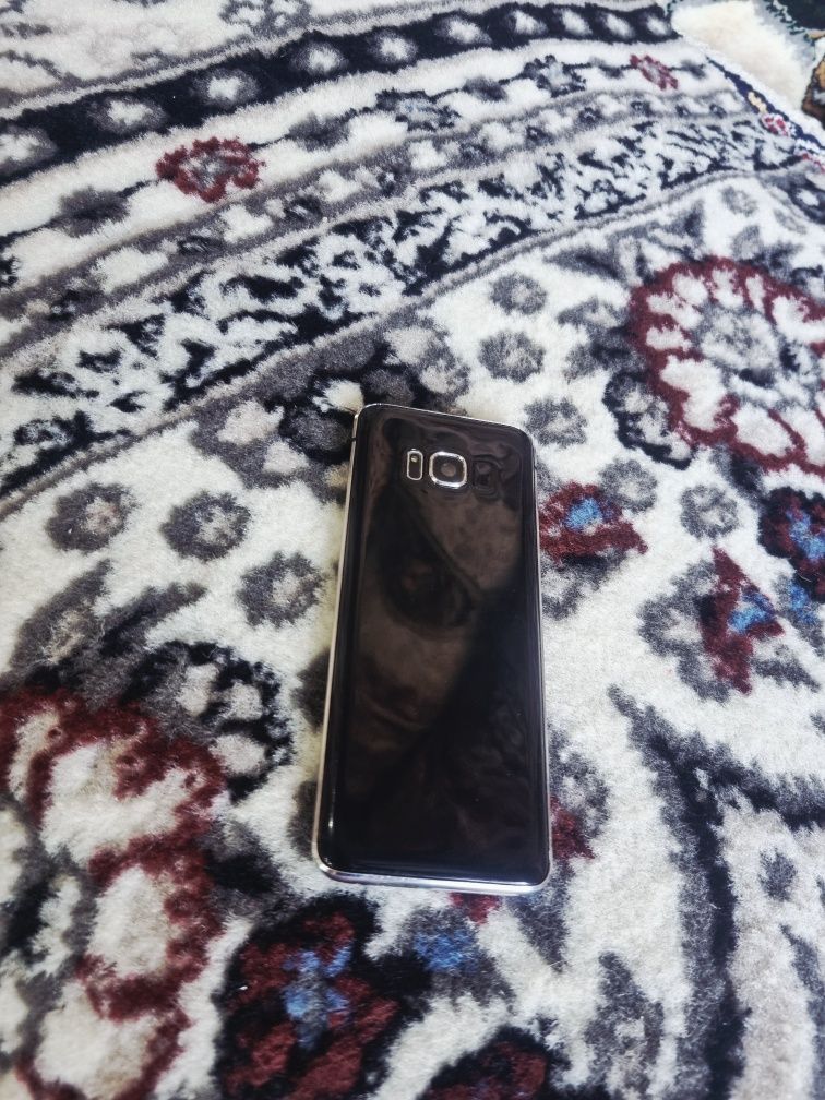 Samsung s8 knopka