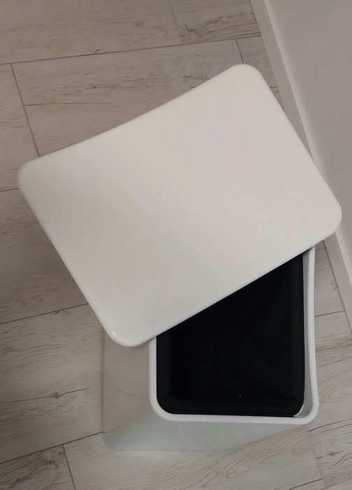 Cos de rufe și scaun, 2 în 1 , 29 L Wenko alb