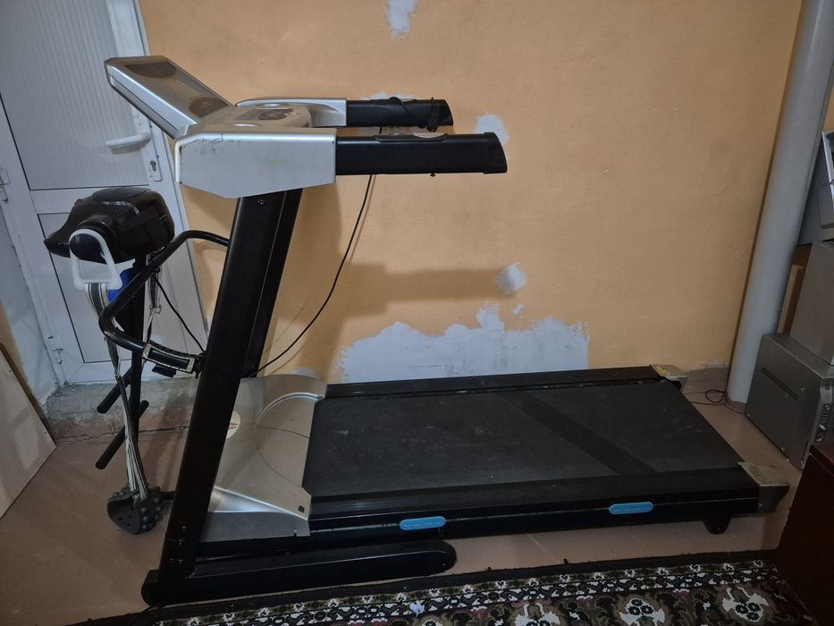 Беговая дорожка.