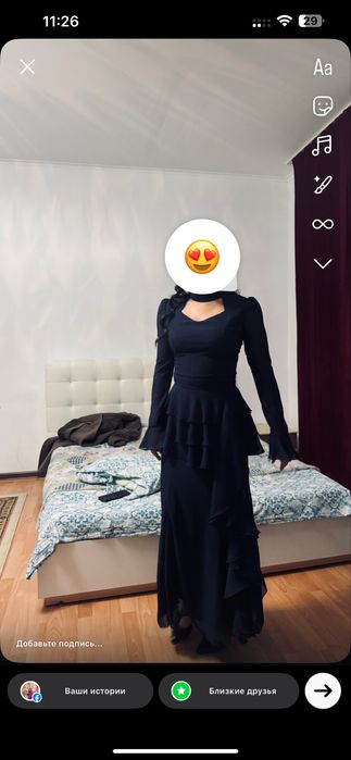 Продаю темное синее платье S, 42 размер , с баской