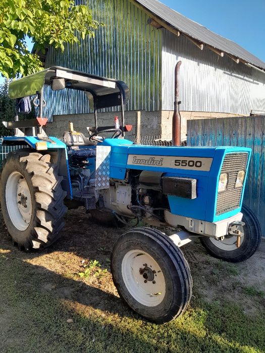 Vând Tactor Landini 5500