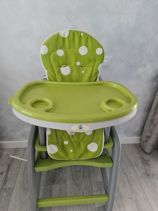 Scaun de masa bebelusi