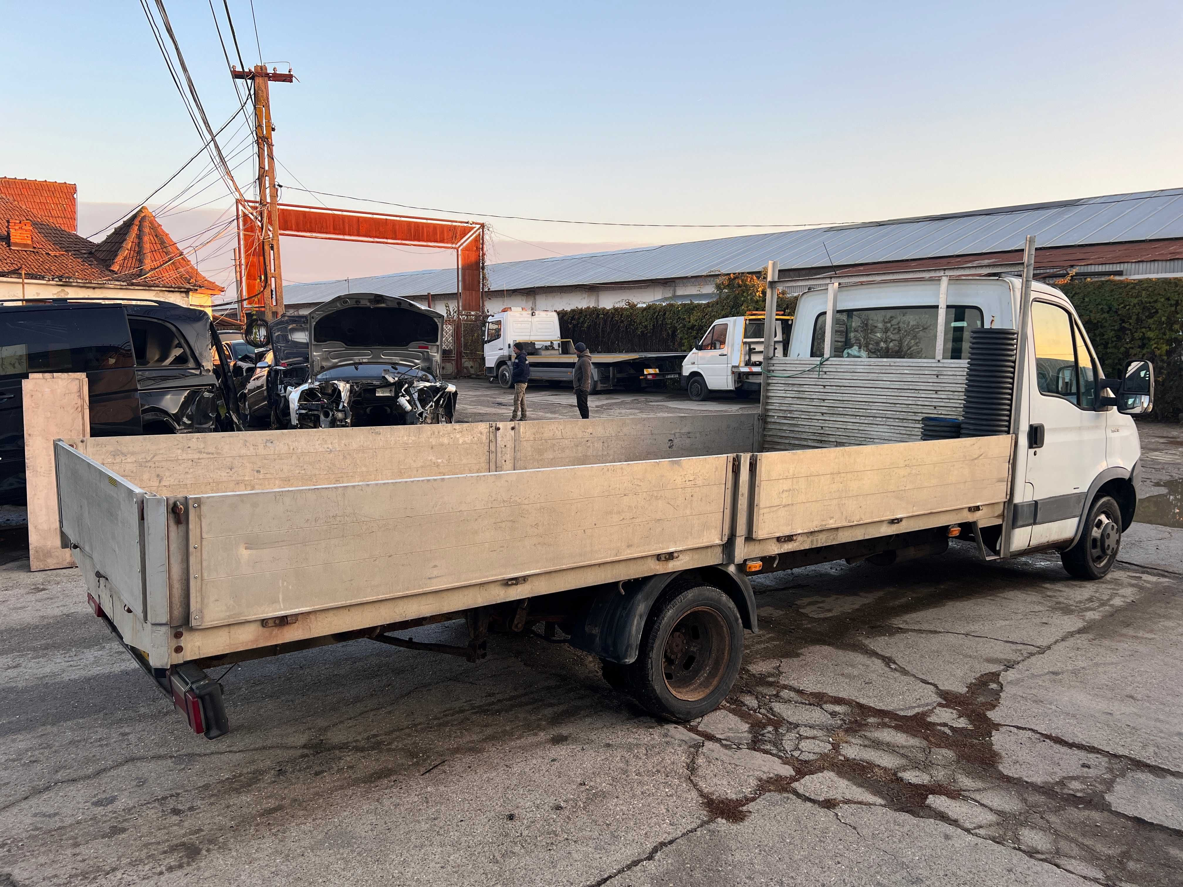 DEZMEMBREZ Iveco DAILY 4 2,3 HPI 35C10 35C12 35C14 BENA euro 4 2008