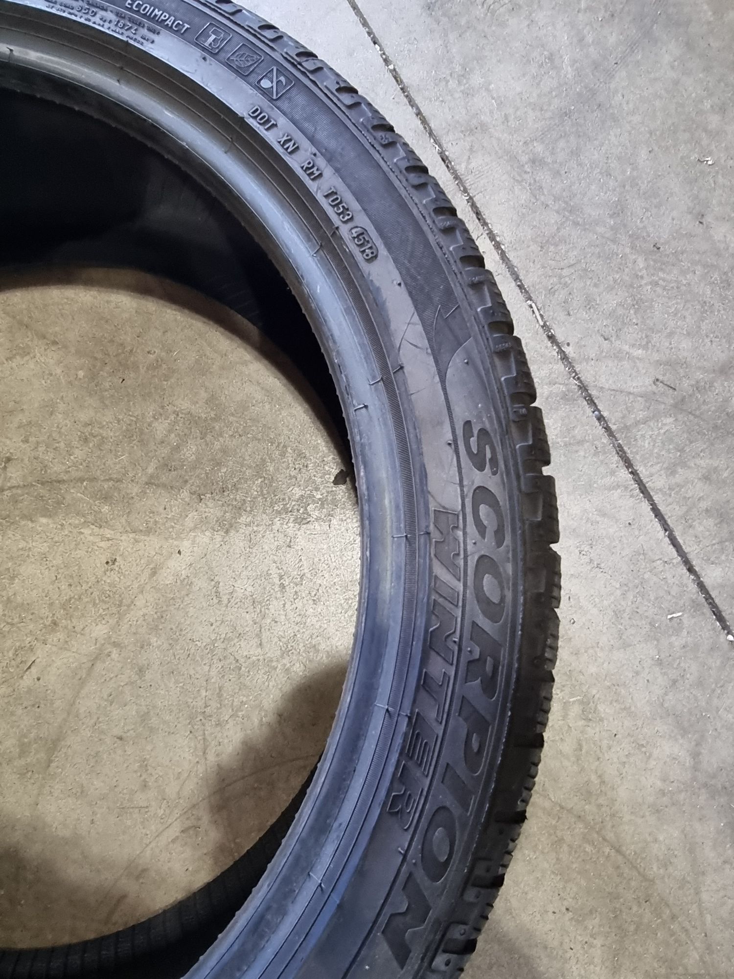 255/40/21 PIRELLI 4бр