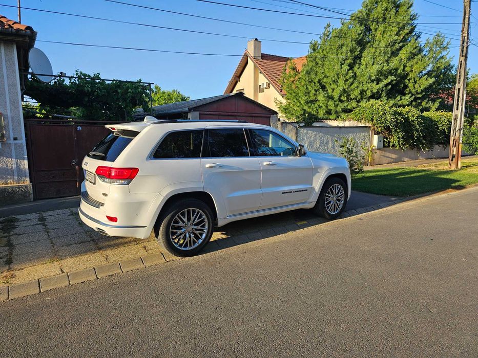JEEP Grand Cherokee Summit