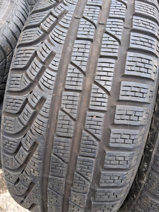 225 50 16 PIRELLI 2бр зимни