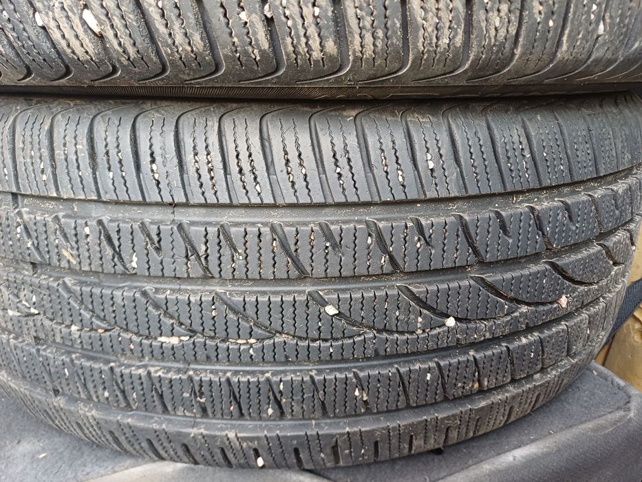 Комплект шин  205/50/r17