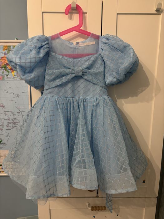 Бальное платье новое для девочек