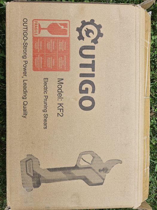 Foarfeca cu acumulator