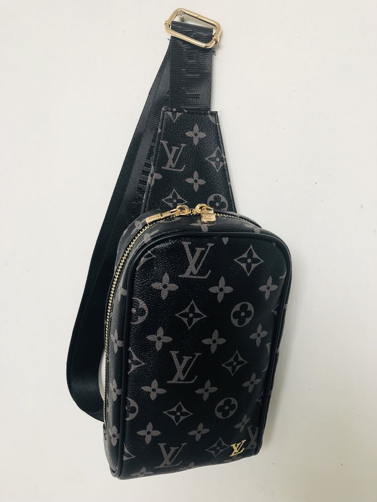 Чанта Louis Vuitton,Gucci