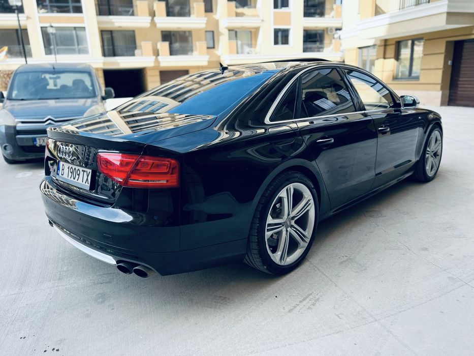 Audi S8 Ceramic 2012