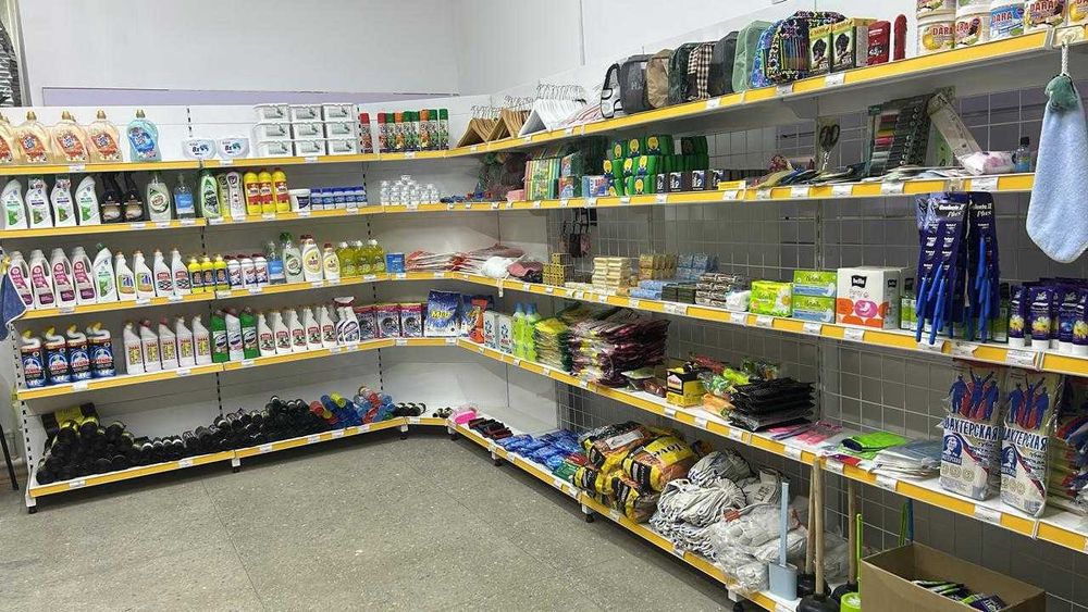 Продам б/у стеллажи в отличном состоянии