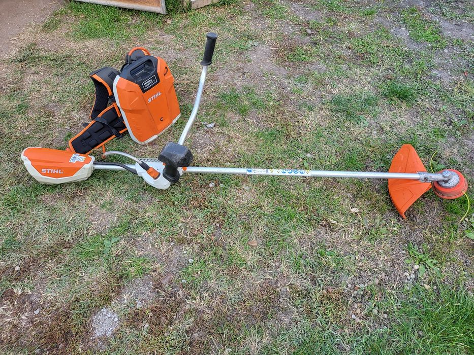 Vand schimb Sthil FSA 130 36V și baterie sthil AR 3000 L 36V 41,2 A