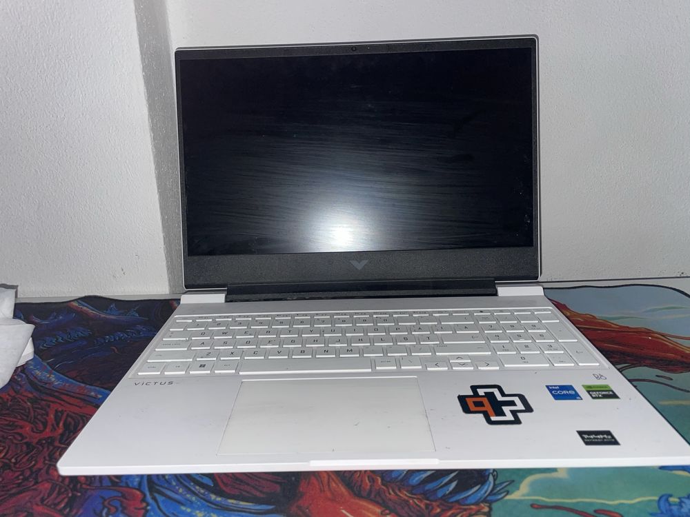 Laptop gaming all setup inclusive