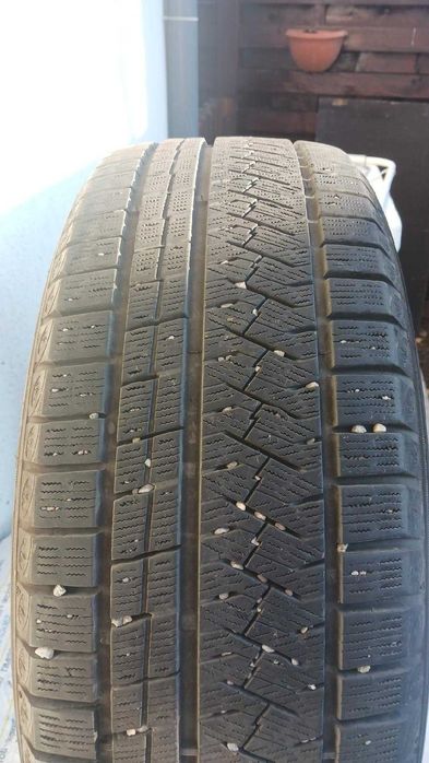 anvelope de iarna 235/55/R18 - 700 lei toate 4
