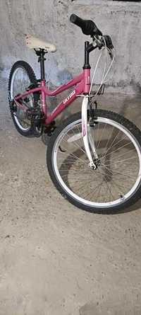 Bicicletă full Shimano