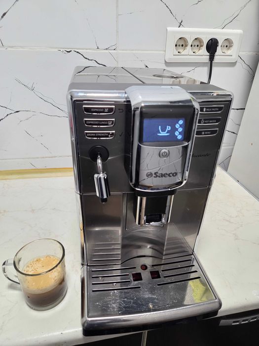 Espressor Automat Saeco Incanto HD8914 Aparat cu Cafea Boabe