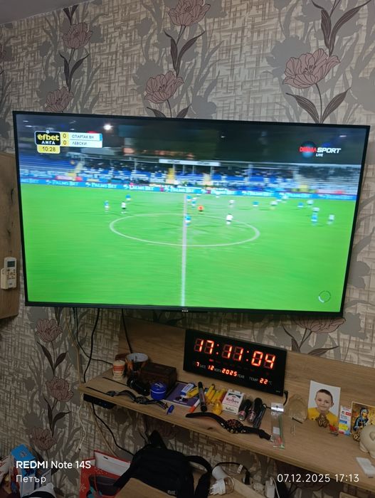 Телевизор tcl 43 инча