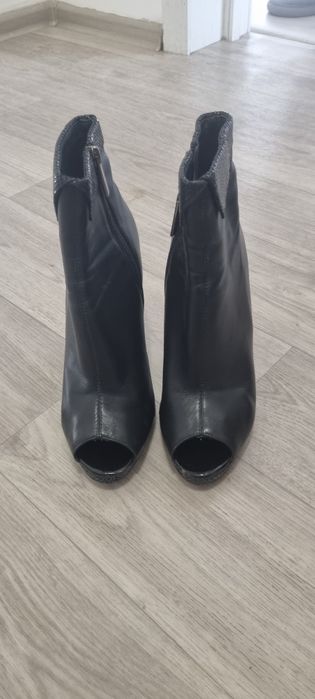 Ботильоны кожанные