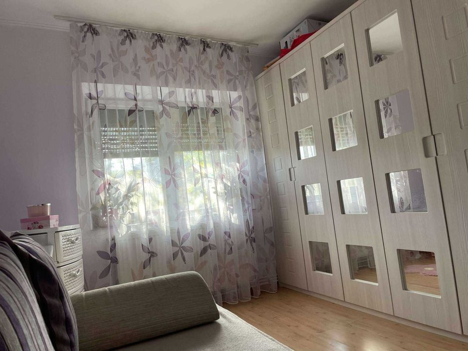 Apartament 3 camere ,spatios ,decomandat  Dorobanti 2