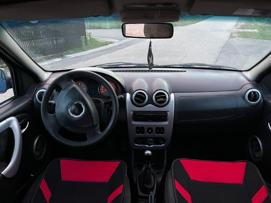 Dacia Logan MCV 2011 motor 1.5 dci / servo / AC / oglinzi electrice