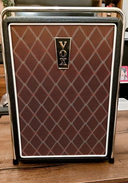 Cabinet Vox 50 w