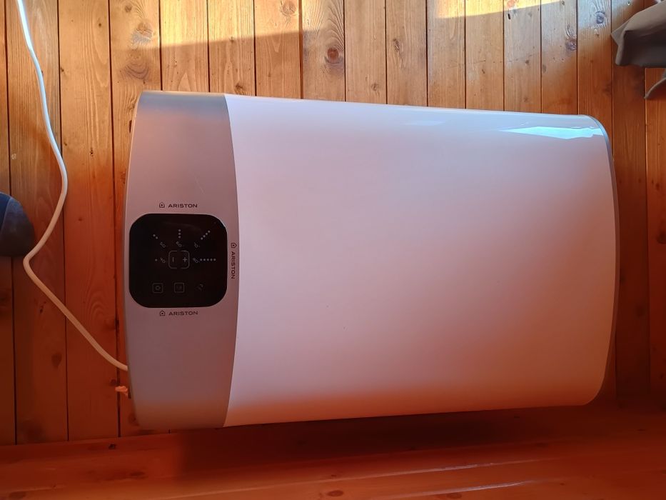 Ariston Boiler slim 50l