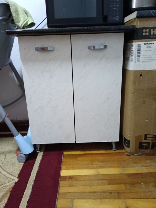 Продам кухонный шкаф