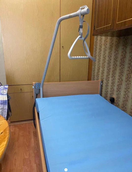 Напълно електрическо немско многофункционално болнично легло с матрак