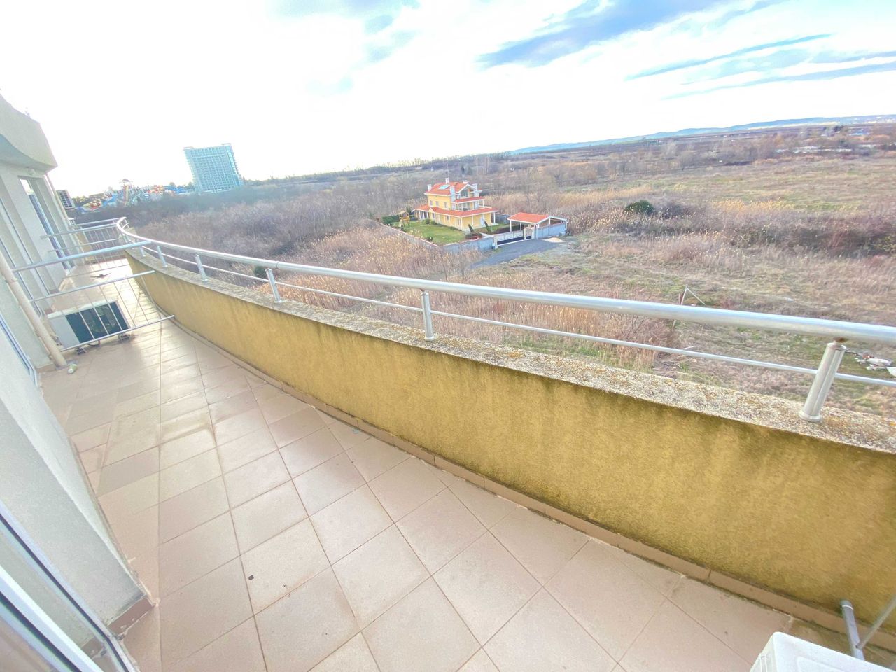 Продава се Тристаен апартамент в Поморие - 80 кв.м за 950 €/кв.м - Снимка #8