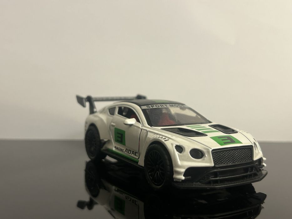 Компрект от 4 колекционерски колички