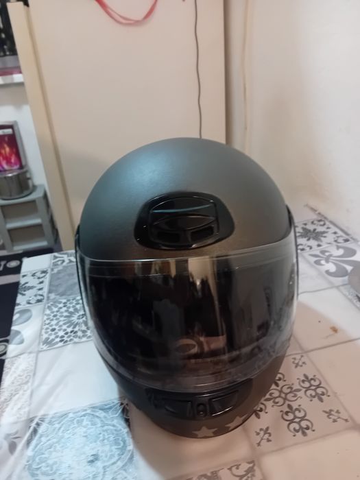 Vând cască moto gri