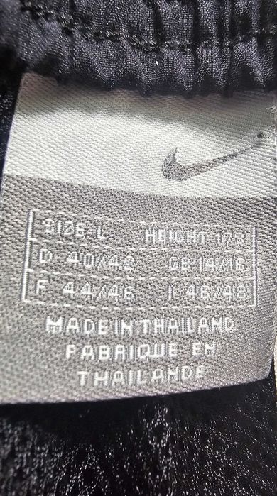 Pantaloni sport Nike, 3 sferturi damă L 40–42. negru