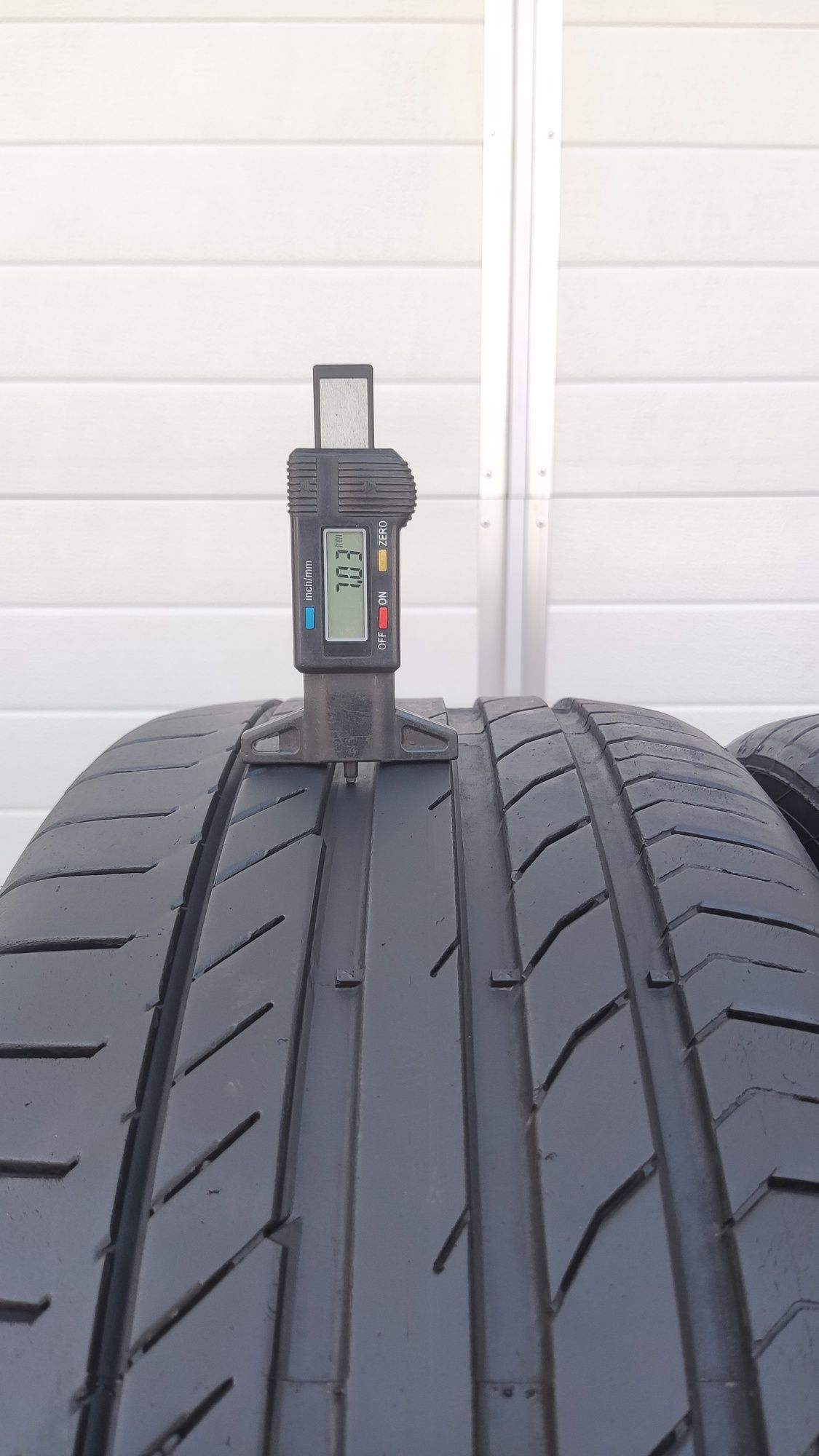 2бр. летни гуми 225/45/17 Continental Premium Contact 5, Runflat,SSR
d