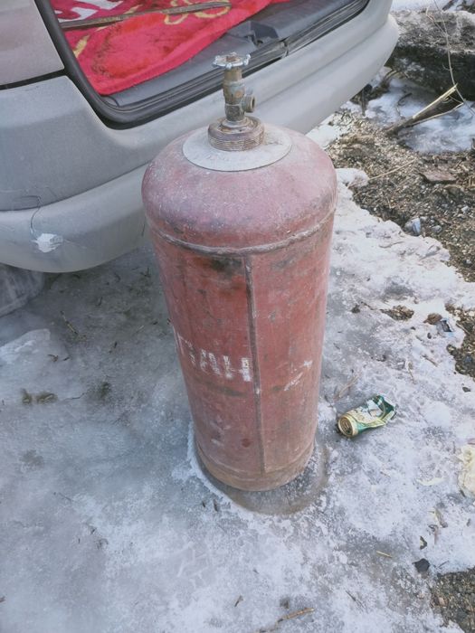 Газовый баллон большой