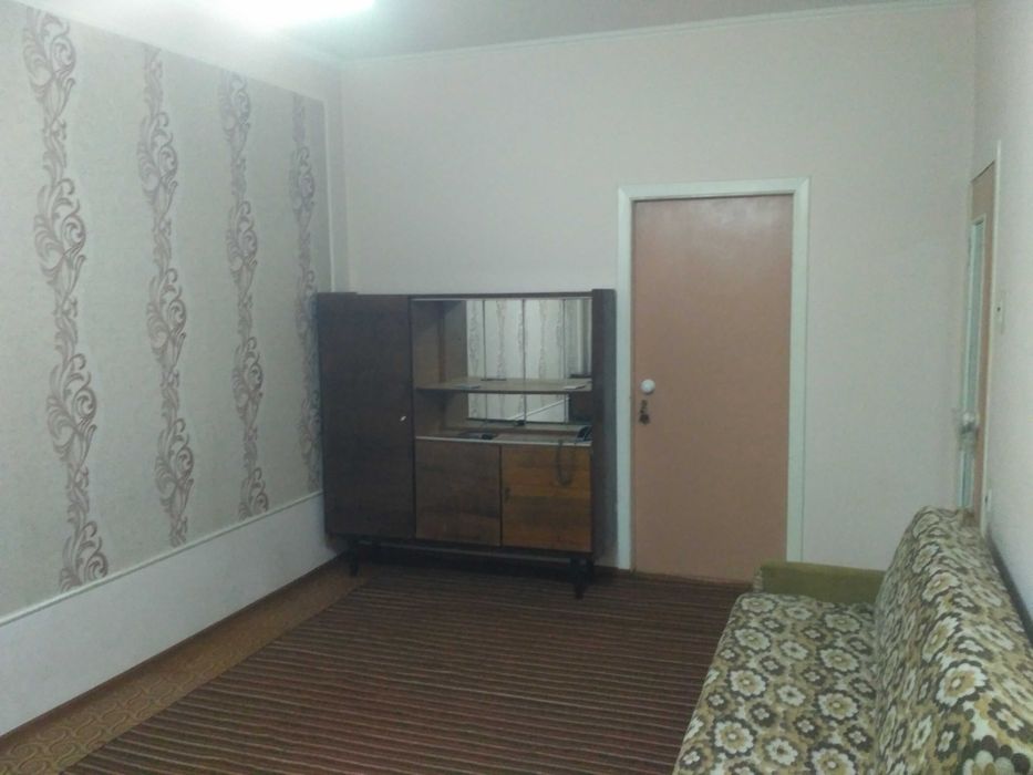 Сдается на Домбрабаде 2-х. комнатная квартира