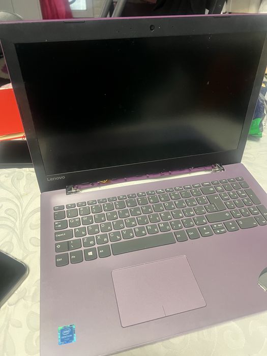 Лаптоп Lenovo ideapad320