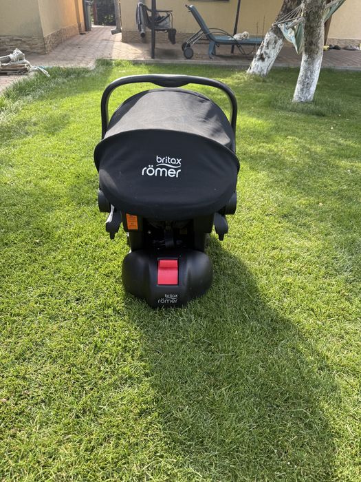 Carucior Emmaljunga (sport+ landou), isofix Romer Britax + scaun auto