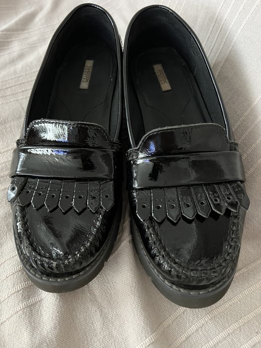Geox nr 38 mocasini piele lacuita