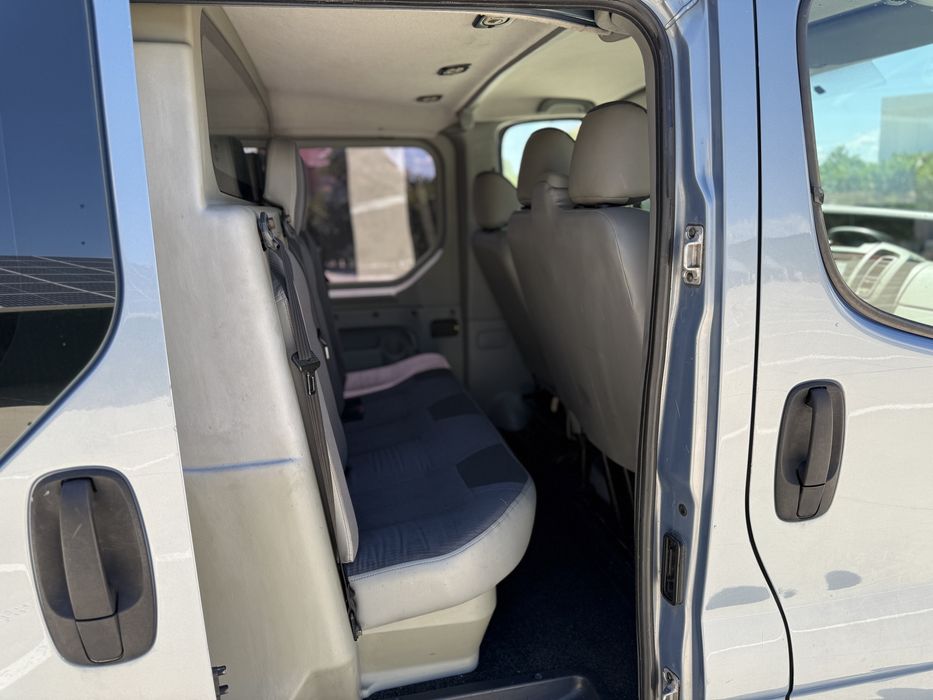 Opel vivaro 2009 2.0D