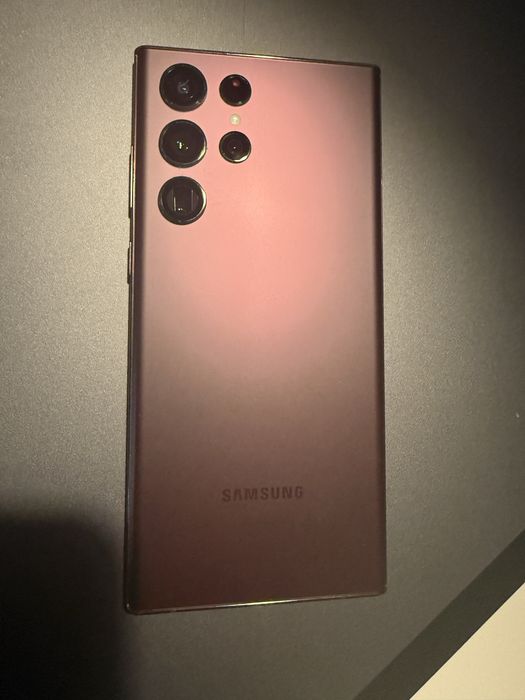 Samsung Galaxy S22 Ultra – 256GB, Отлично състояние