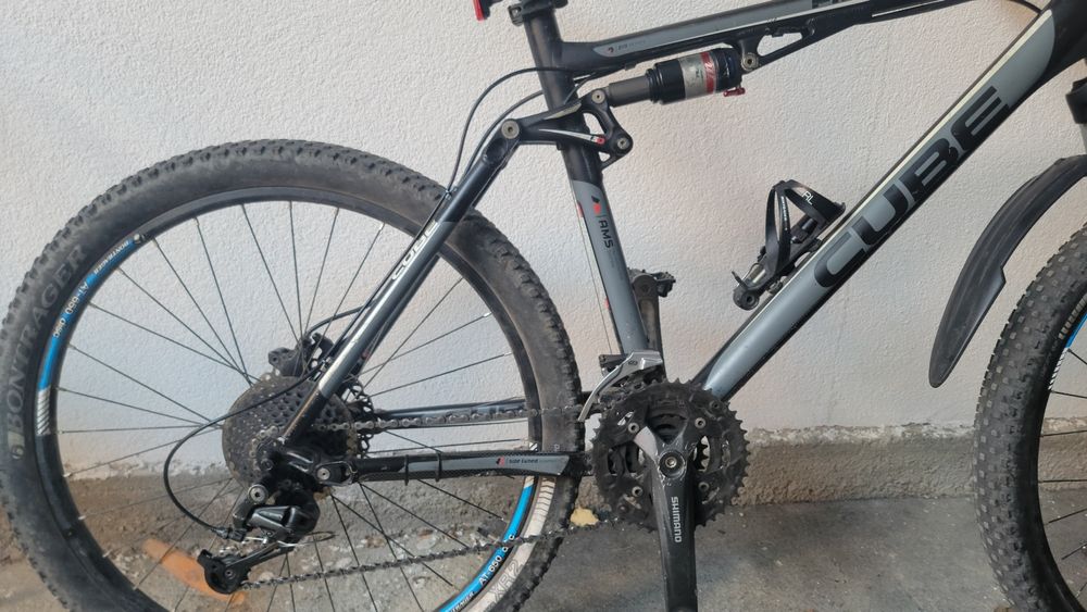 Bicicleta cube ams 100 full suspension