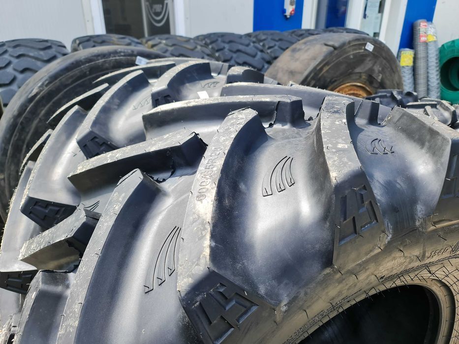 Cauciucuri noi 600/65R28 marca GRI anvelope tractor FENDT, JOHN DEERE